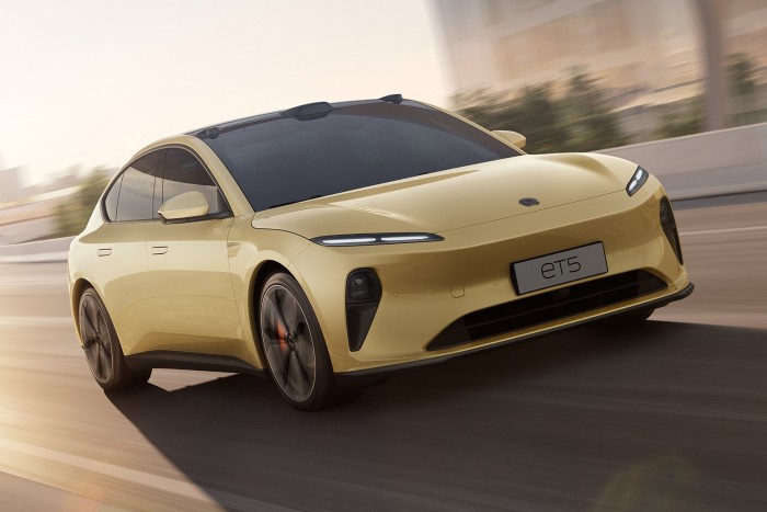 Jön az 1000 kilométeres villanyautó 1