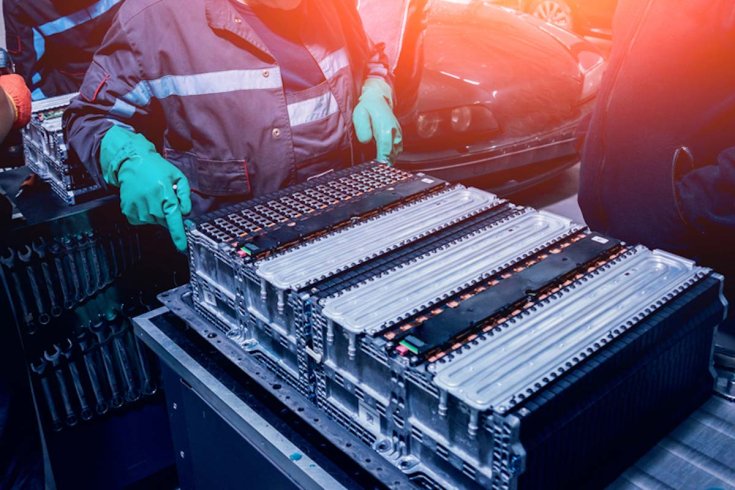 elektromos autó akkumulátorcsomagja közelről