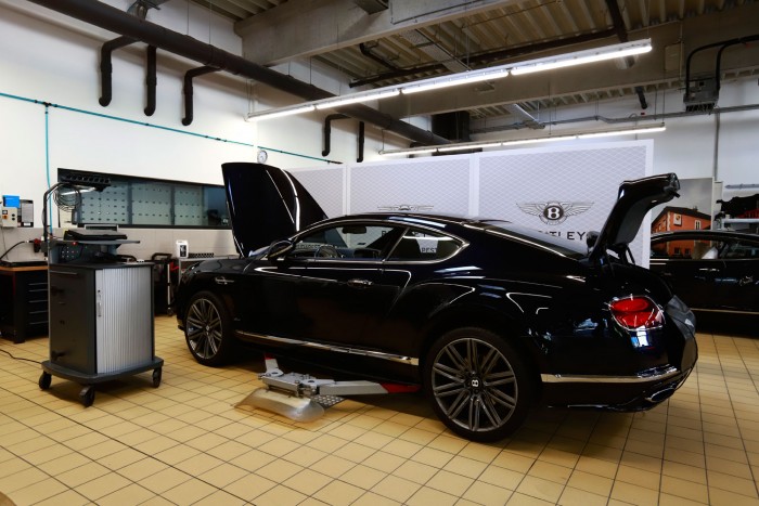 Tudod, mennyi egy Bentley éves szervize? Eláruljuk 1