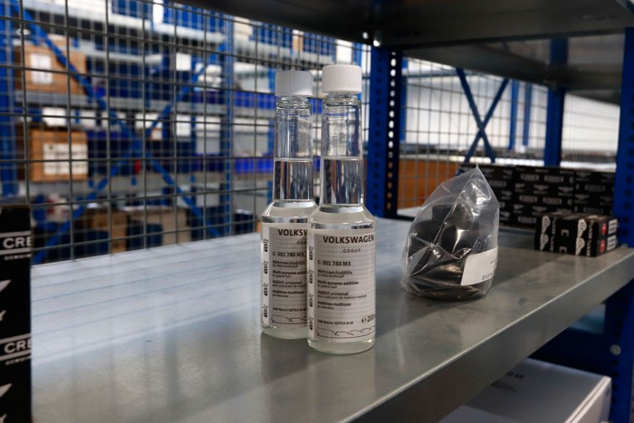 Tudod, mennyi egy Bentley éves szervize? Eláruljuk 9