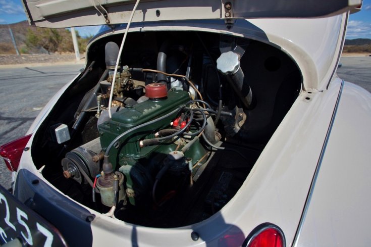 1947 Renault 4CV motortere